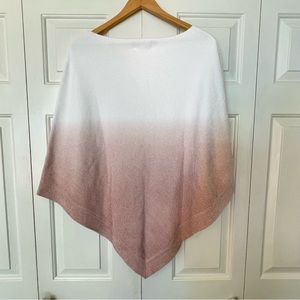 Barefoot Dreams CozyChic Ultra Lite
Ocean Breeze Poncho in Ombré Rose
Mist